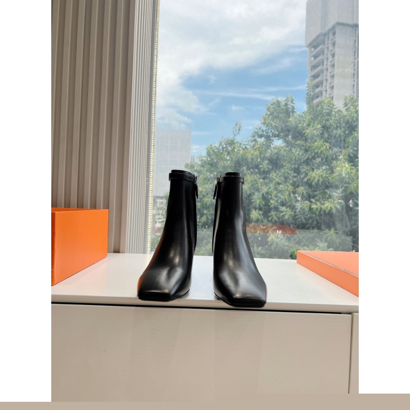 H**mes boots